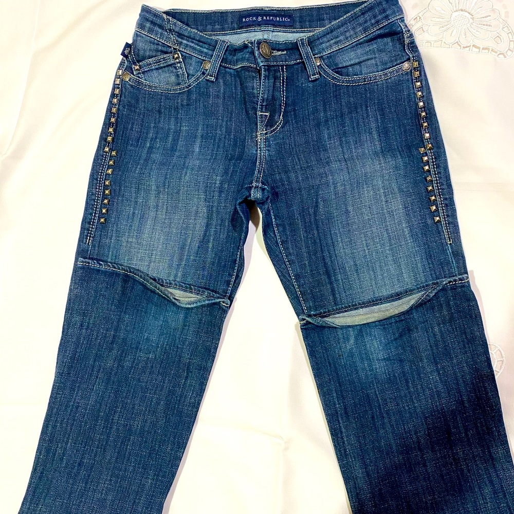 Rock and republic jeans size 2 with pockets-& silver studs.